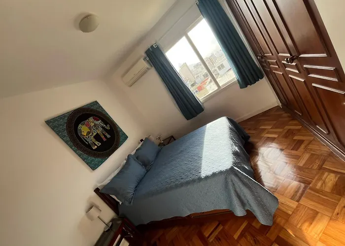 Ocean Breeze - 3 Quartos, 2 Banheiros, Garagem, Ar Condicionado, Moderno, Silencioso, Andar Alto, Vista Livre, Internet 250mbps, 2 TVs Smart, Praia Ipanema, Metro, Porteiros 24 Hrs e Segurança 24Hrs, 2 Elevadores Rio de Janeiro
